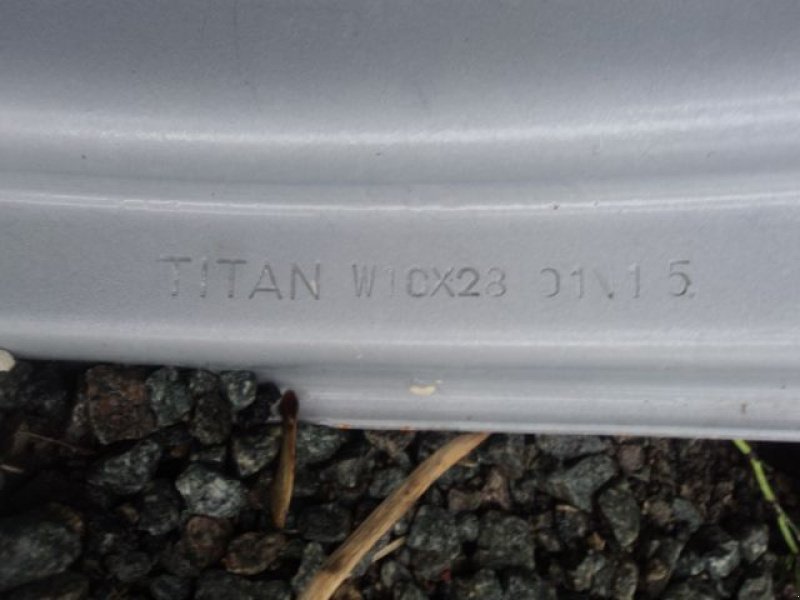 Sonstige Räder & Reifen & Felgen tip Titan W 10X28, Gebrauchtmaschine in MOULLE (Poză 1)
