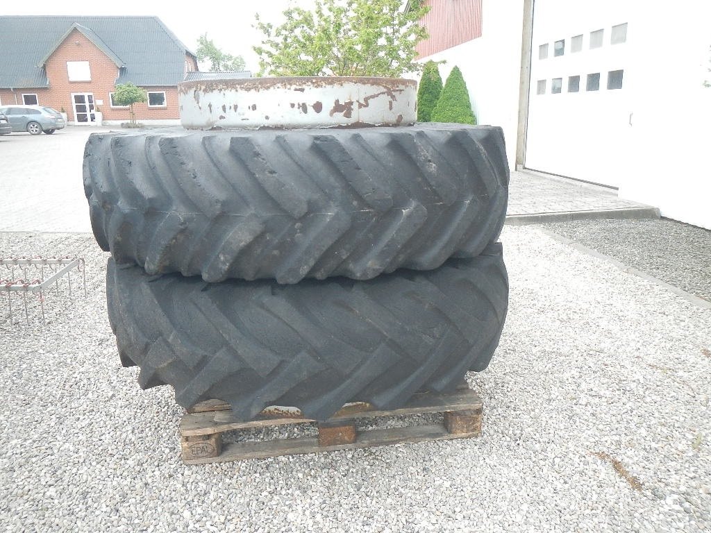 Reifen tip Firestone 18.4 R38 D112, Gebrauchtmaschine in Aabenraa (Poză 4)