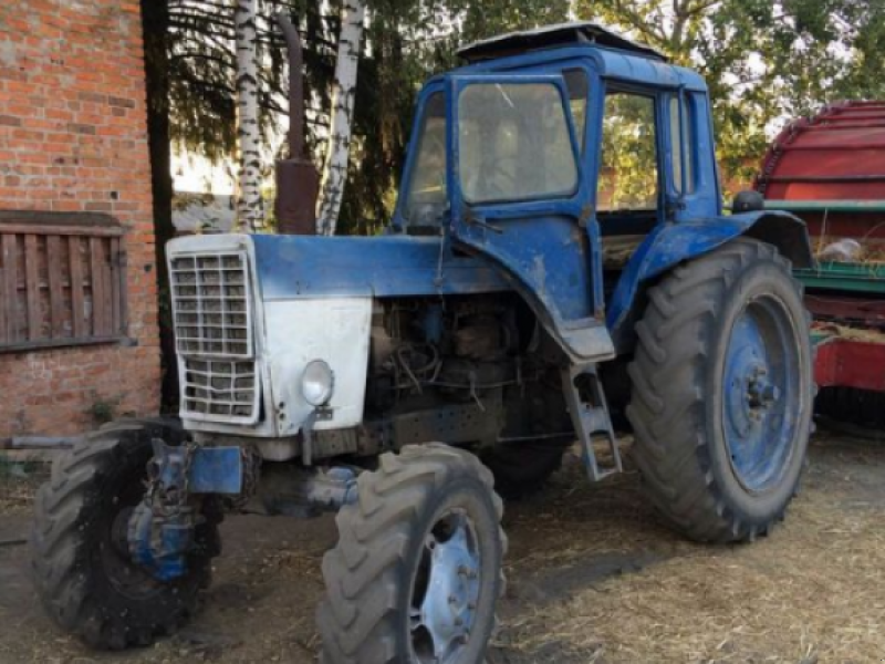 Oldtimer-Traktor tip Belarus Беларус-82, Neumaschine in Житомир (Poză 1)