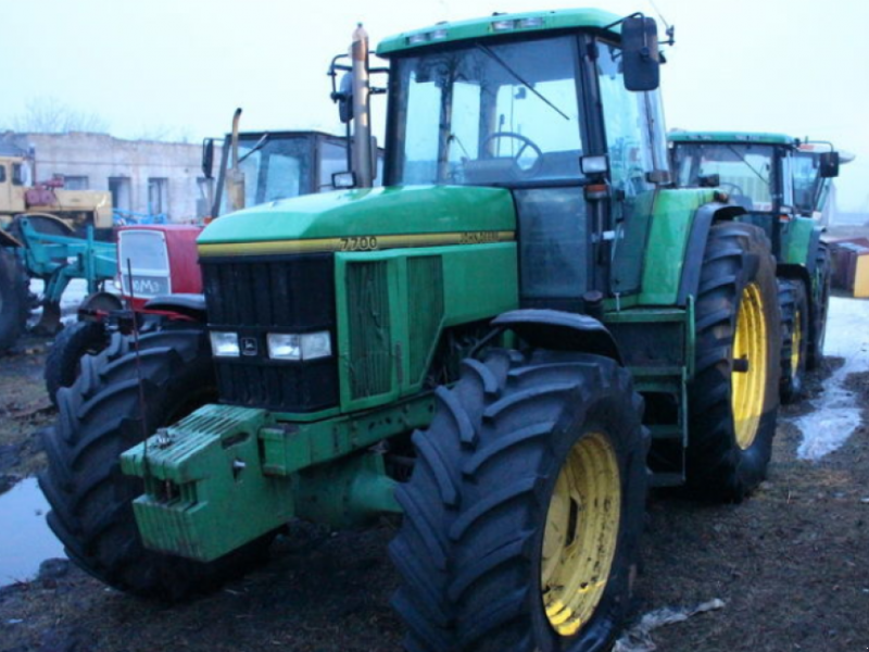 Oldtimer-Traktor tip John Deere 7700,  in Миколаїв