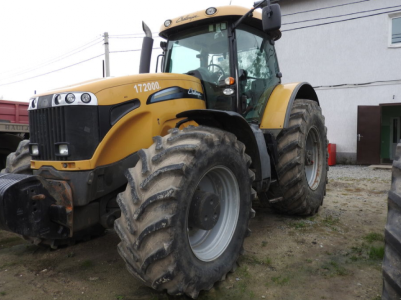 Oldtimer-Traktor tip CHALLENGER MT685C, Neumaschine in Львів (Poză 1)