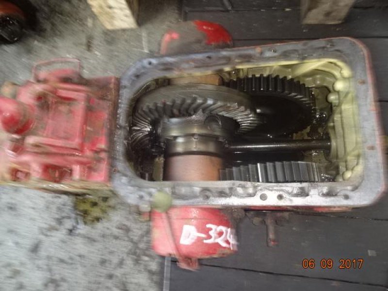 Sonstige Ersatzteile tip Case IH D 324- Getriebe mit Differential, gebraucht in Neureichenau (Poză 4)