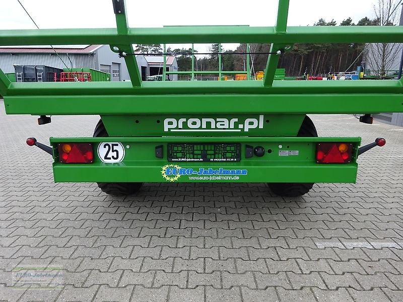 Ballentransportwagen tip PRONAR 2-achs Anhänger, Ballenwagen, Strohwagen, TO 22 / TO 22 M; Druckl. (10,0 to), Auflauf (8 to), NEU, Neumaschine in Itterbeck (Poză 15)