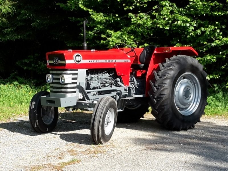 Oldtimer-Traktor tip Massey Ferguson 165, Gebrauchtmaschine in Villach (Poză 1)