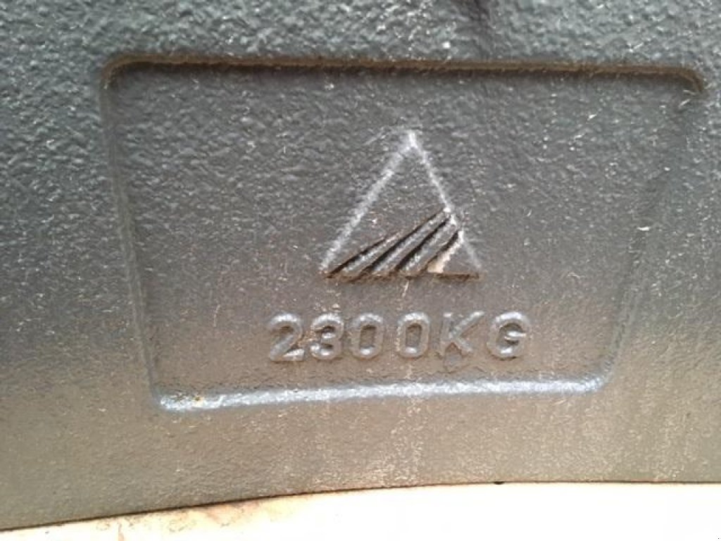 Frontgewicht tip Agco 2300 kg Støbejern, Gebrauchtmaschine in Høng (Poză 3)
