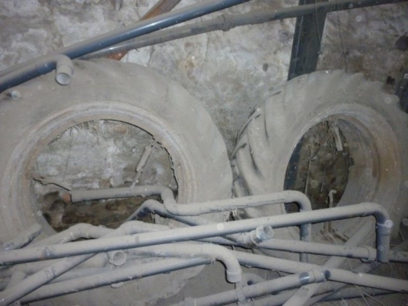 Reifen tip Sonstige 13,6-38", Gebrauchtmaschine in Egtved (Poză 1)