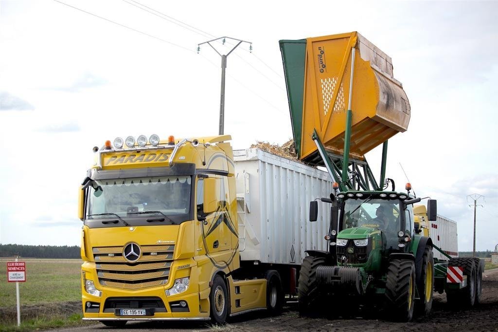 Sonstiges tip GOURDON TBG 330 Effektiv højtipvogn til overlæsning af afgrøder i lastbiler m.m., Gebrauchtmaschine in Løgumkloster (Poză 2)