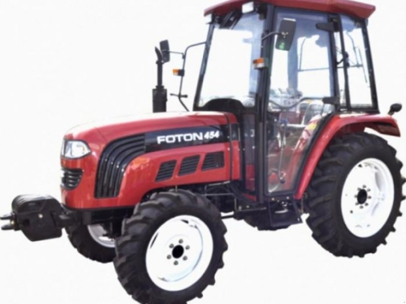 Oldtimer-Traktor tip foton 454,  in Маріуполь (Poză 1)
