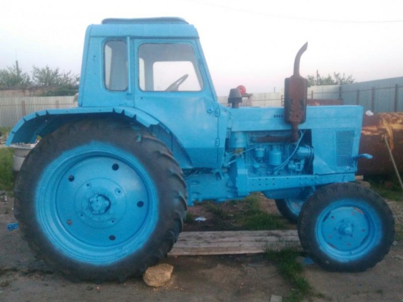 Oldtimer-Traktor tip Belarus Беларус-80, Neumaschine in Овідіополь (Poză 1)