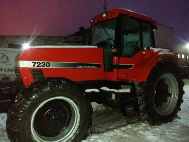 Oldtimer-Traktor tip Case IH 7230, Neumaschine in Не обрано