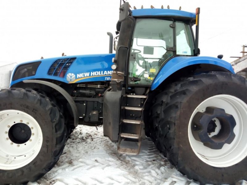 Oldtimer-Traktor tip New Holland T8.410, Neumaschine in Миколаїв