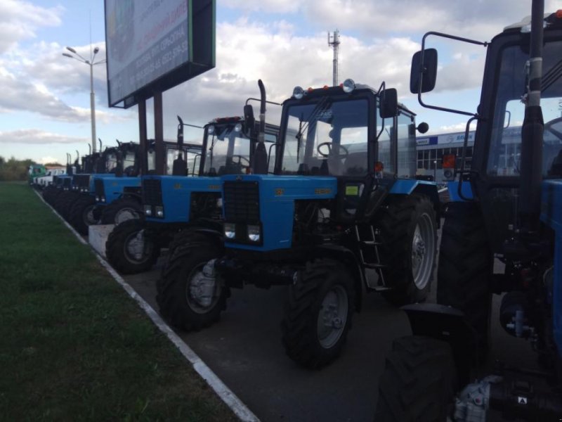 Oldtimer-Traktor tip Belarus Беларус-892.2, Neumaschine in Полтава (Poză 1)
