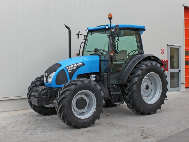 Oldtimer-Traktor tip Landini Super 110, Neumaschine in Київ (Poză 1)