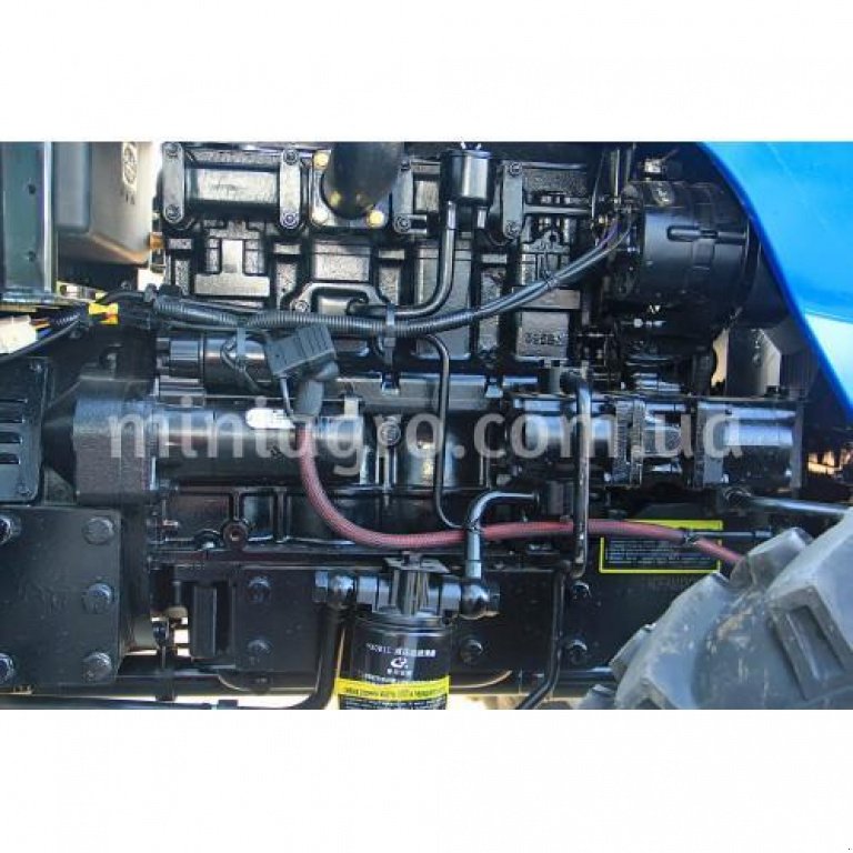 Hopfentraktor tip Dong Feng DF 404, Neumaschine in Бузова (Poză 2)