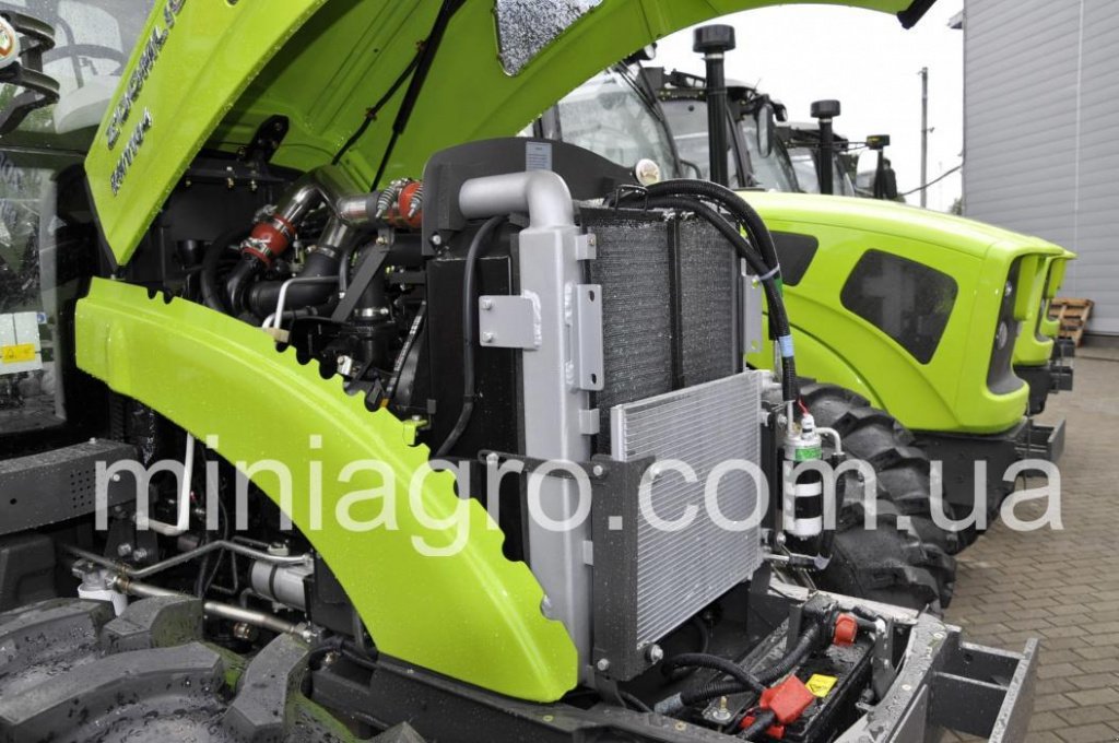 Oldtimer-Traktor tip Zoomlion RC1104 Cab, Neumaschine in Бузова (Poză 9)