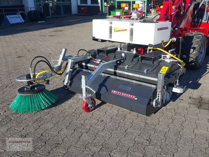 Kehrmaschine tip Dominator PROFI 120-230cm hydr. Wanne & Wassersprühvorr., Gebrauchtmaschine in Tarsdorf (Poză 1)
